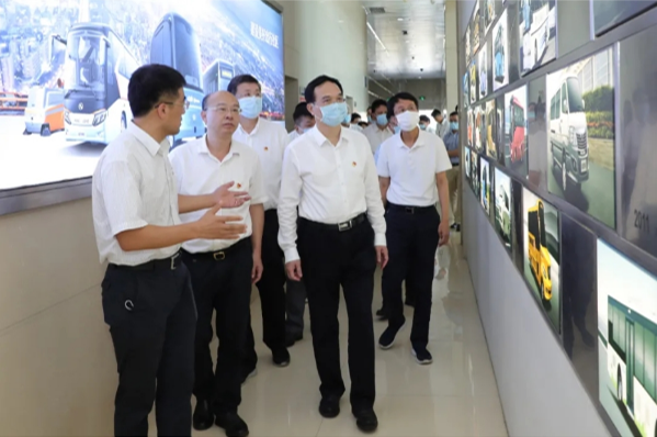林宝金调研金年会中国jinnian客车